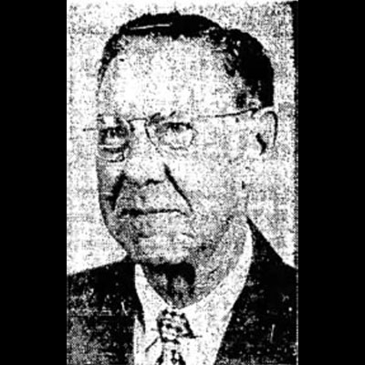 50-Year Pin For W. C.&nbsp;Pifer