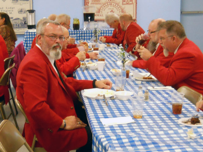 Royal Arch Masons eating in Unity Lodge No. 146 Stewart C. Payne Social Hall in December 2014